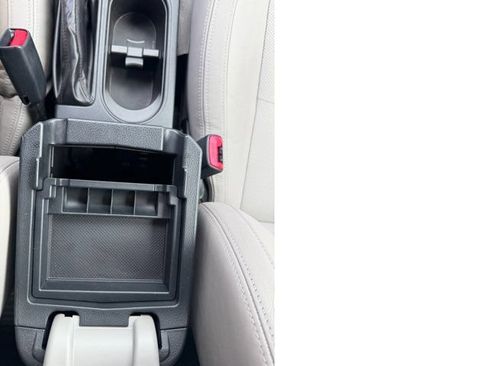 Used 2018 Subaru Forester 2.5i Limited AWD/4WD image 19