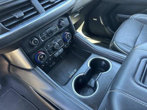 Used 2023 Chevrolet Suburban Premier image 26