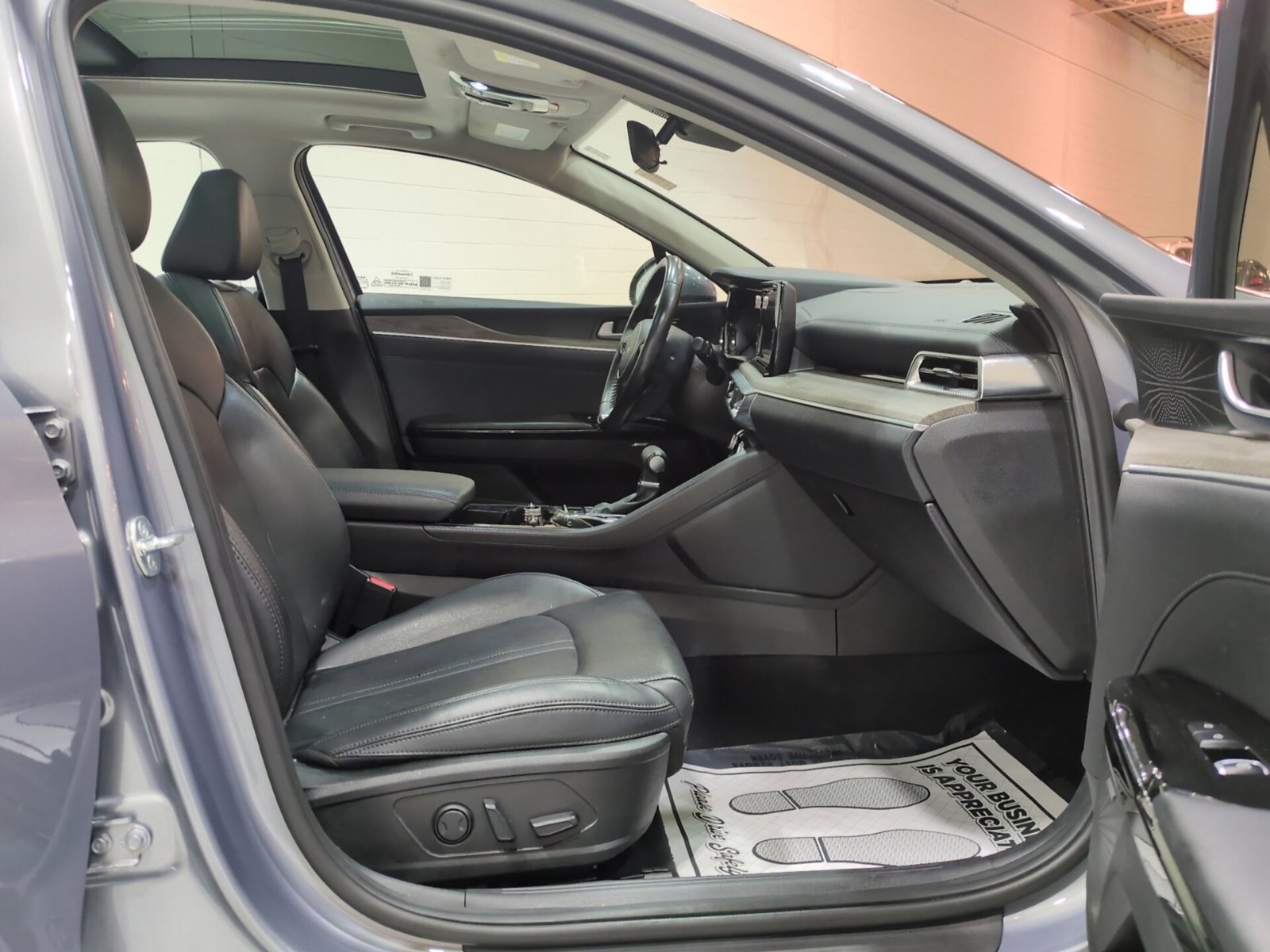 Certified 2023 Kia K5 EX w/ EX Premium Package FWD image 9