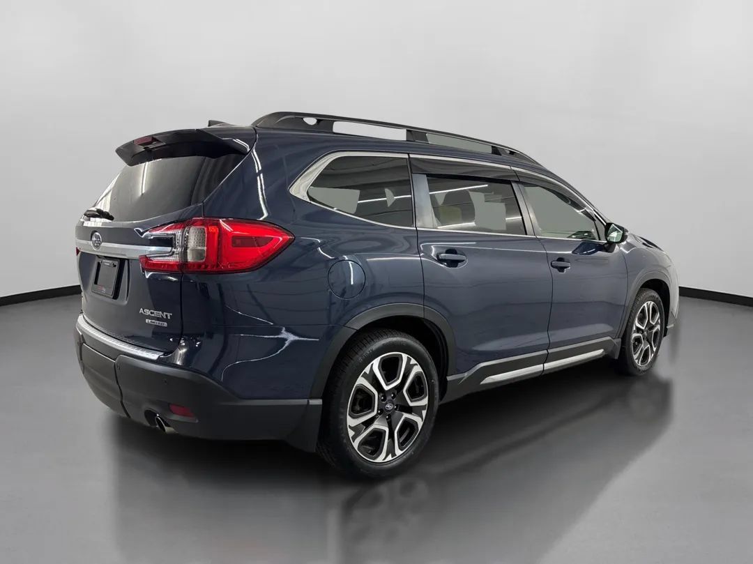 Used 2023 Subaru Ascent Limited AWD/4WD image 10