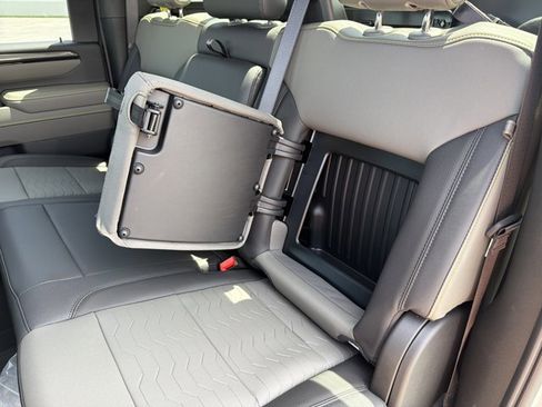 New 2026 Chevrolet Silverado 2500 ZR2 w/ LPO, Dark Essentials Package AWD/4WD image 26