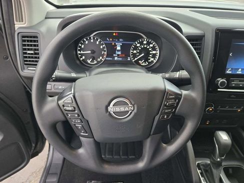 Used 2024 Nissan Frontier S w/ Technology Package AWD/4WD image 17