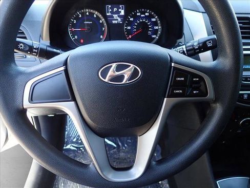 Used 2017 Hyundai Accent SE image 12