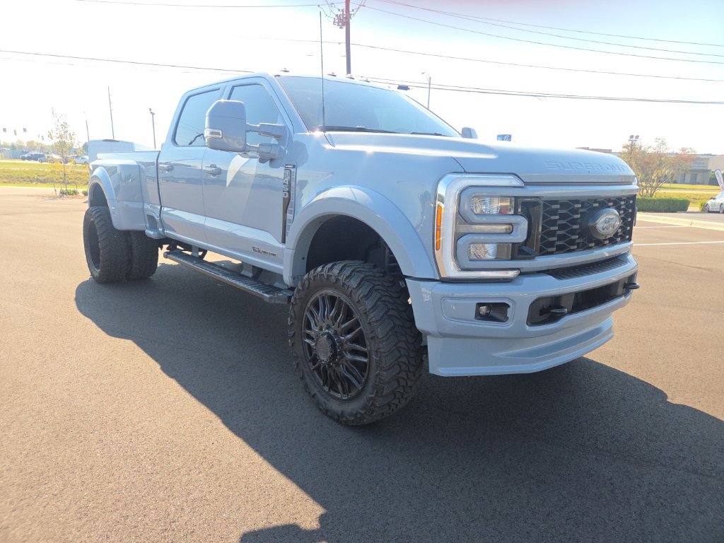 Used 2025 Ford F450 Lariat w/ FX4 Off-Road Package AWD/4WD image 1