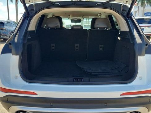 Certified 2023 Lincoln Corsair FWD w/ Equipment Group 101A image 11