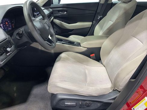 Used 2023 Honda Accord EX image 14