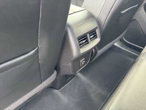 Used 2023 Chevrolet Equinox RS AWD/4WD image 30
