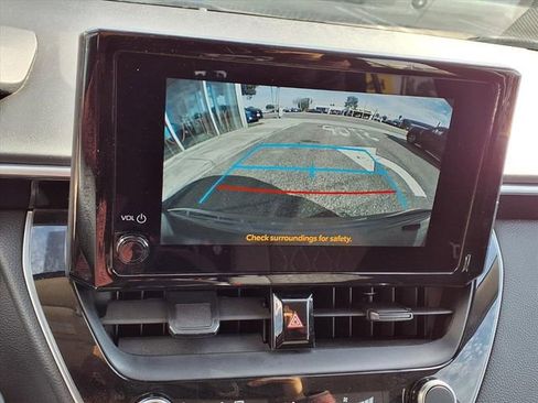 Used 2024 Toyota Corolla LE image 6