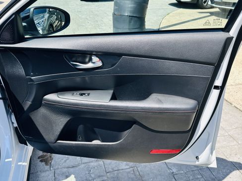 Used 2021 Kia Forte GT FWD image 27