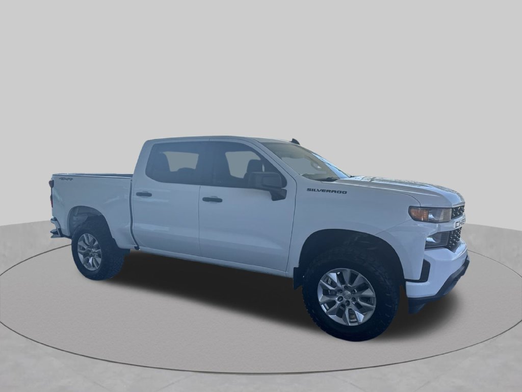 Used 2020 Chevrolet Silverado 1500 Custom w/ Custom Value Package AWD/4WD image 16