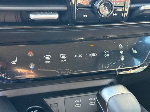 New 2026 Nissan Kicks SR w/ Cold Weather Package image 25