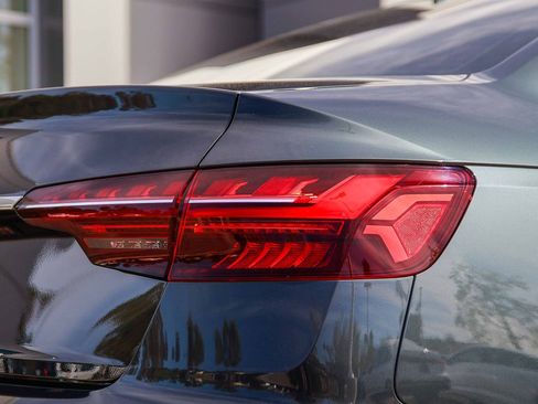 Used 2020 Audi A4 2.0T Premium Plus w/ Premium Plus Package image 8