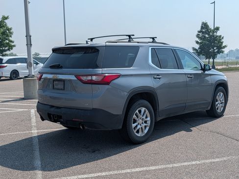 Used 2019 Chevrolet Traverse LT AWD/4WD image 4