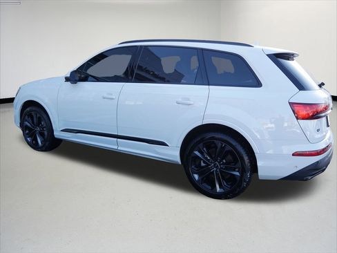 Used 2025 Audi Q7 3.0T Premium Plus image 2