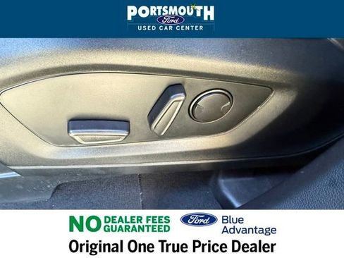 Certified 2022 Ford Explorer XLT w/ Equipment Group 202A image 23