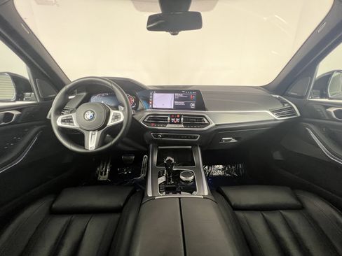 Used 2021 BMW X5 xDrive40i w/ M Sport Package AWD/4WD image 11