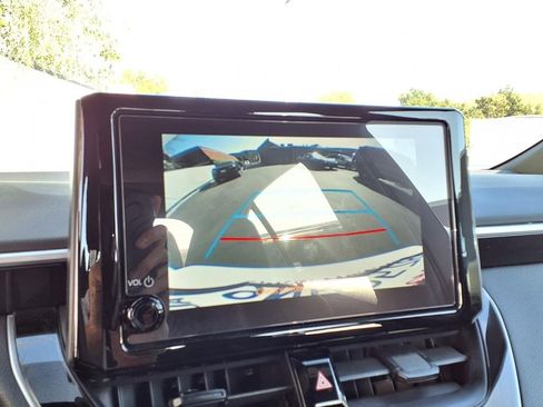 Certified 2024 Toyota Corolla SE w/ SE Premium Package image 9