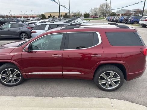 Used 2017 GMC Acadia Denali image 3