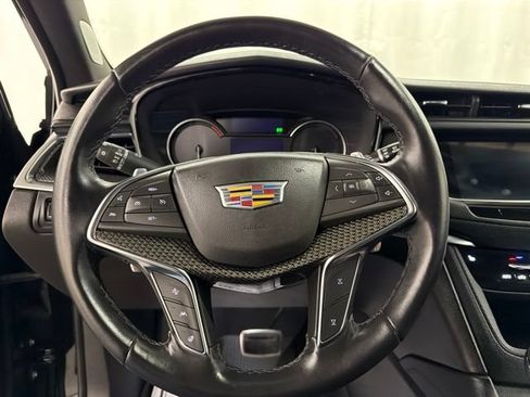 Used 2024 Cadillac XT5 Sportv w/ LPO, Floor Liner Package AWD/4WD image 11