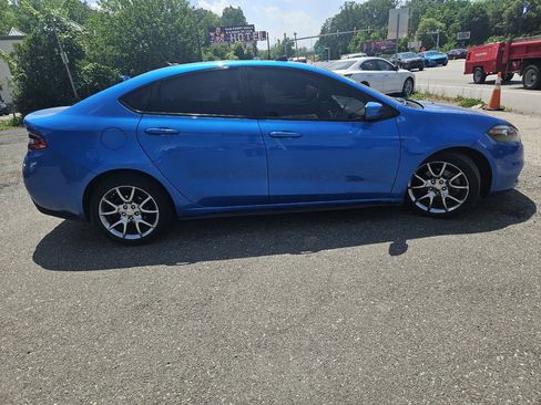 Used 2015 Dodge Dart SXT w/ Sun/Sound Group FWD image 6