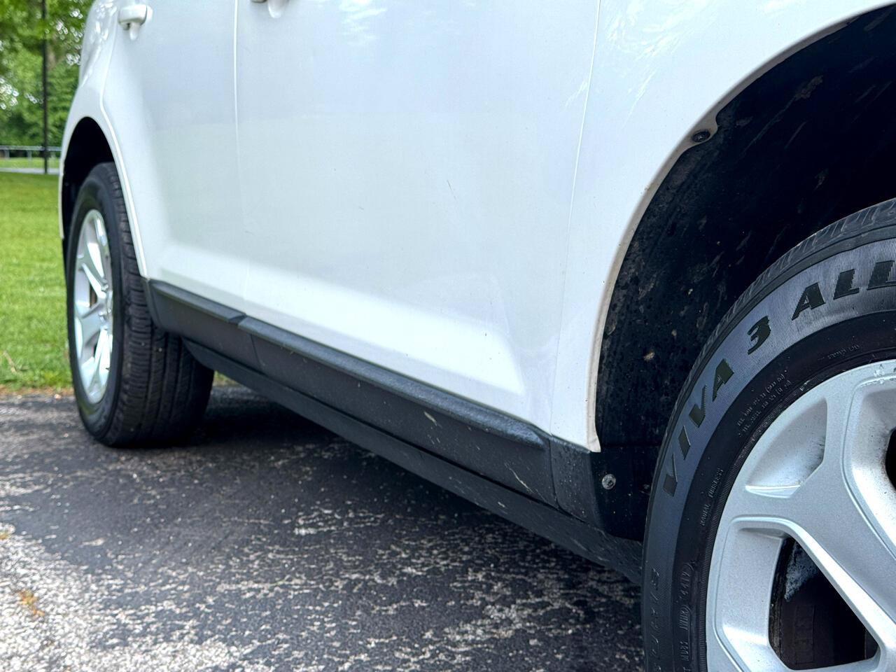 Used 2013 Ford Edge SEL FWD image 20