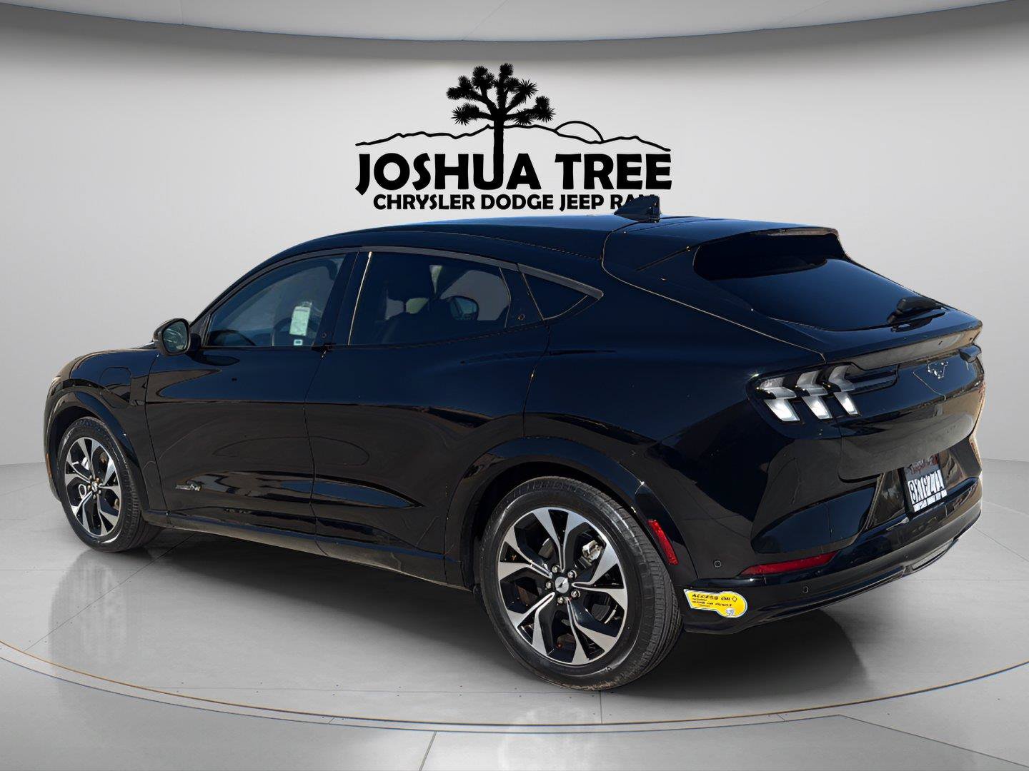 Used 2021 Ford Mustang Mach-E Premium RWD image 5