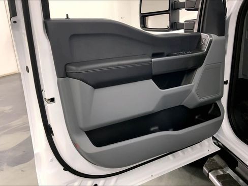 New 2026 Ford F250 XLT w/ FX4 Off-Road Package image 10