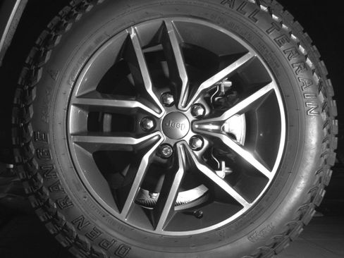 Used 2019 Jeep Grand Cherokee Limited w/ Luxury Group II AWD/4WD image 9