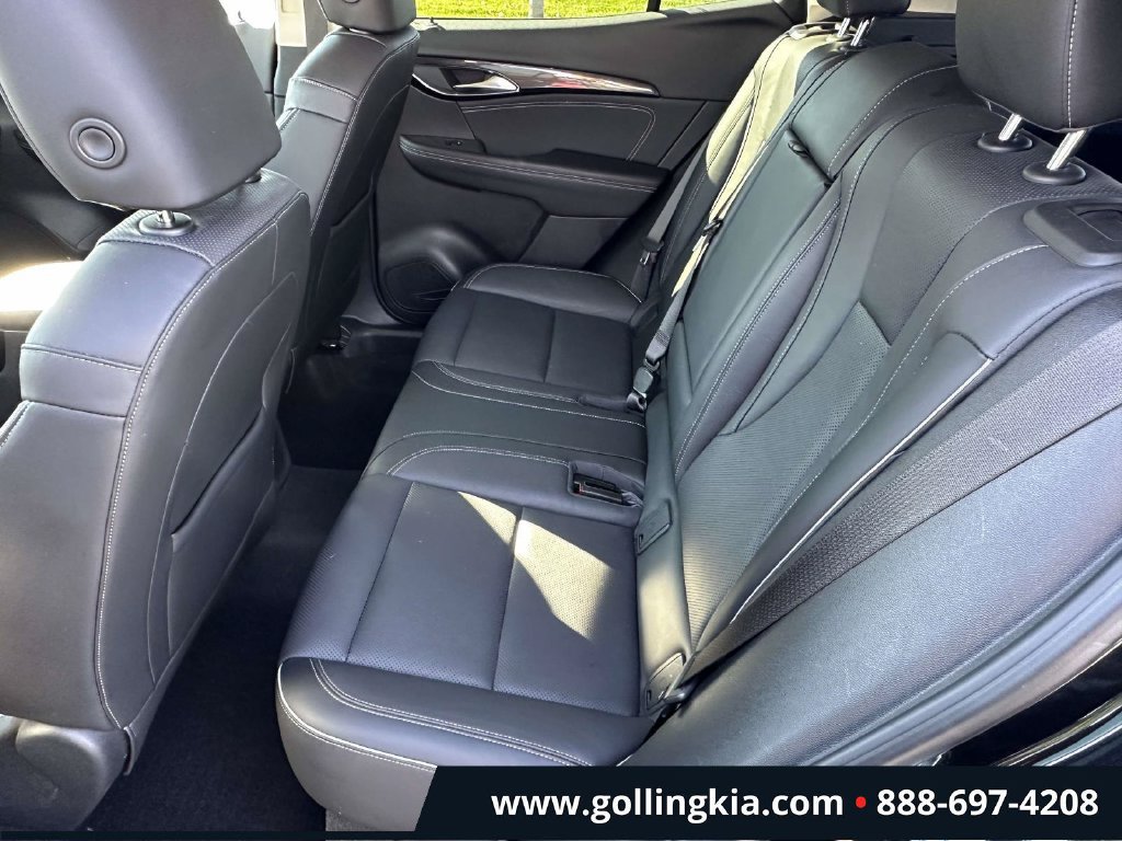 Used 2021 Buick Envision Essence w/ Technology Package I AWD/4WD image 11