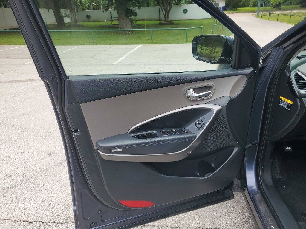 Used 2013 Hyundai Santa Fe Sport FWD image 16