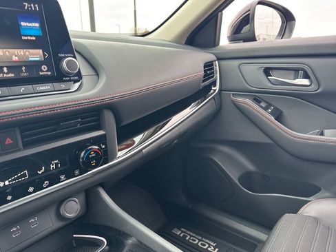 New 2026 Nissan Rogue SV w/ Rock Creek Premium Package image 20