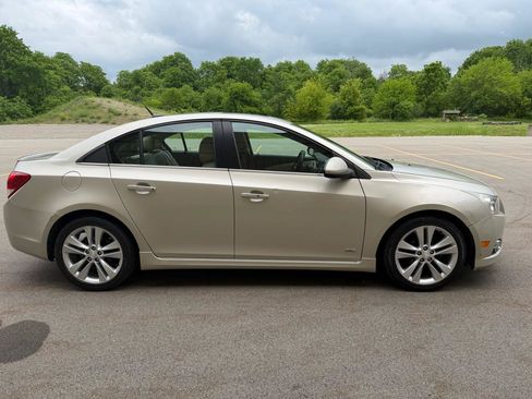 Used 2013 Chevrolet Cruze LTZ w/ RS Package FWD image 4