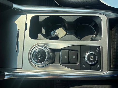 Certified 2020 Ford Explorer Limited w/ Class III Trailer Tow Package AWD/4WD image 16