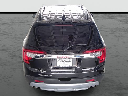 Certified 2023 GMC Acadia SLE w/ Driver Convenience Package image 3