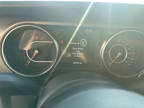 Used 2019 Jeep Wrangler Unlimited Sport S AWD/4WD image 20