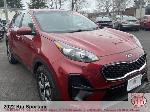 Used 2022 Kia Sportage LX FWD image 4