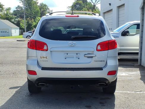 Used 2009 Hyundai Santa Fe SE w/ Premium Pkg 4 FWD image 4
