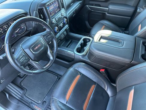 Used 2022 GMC Sierra 3500 AT4 image 9