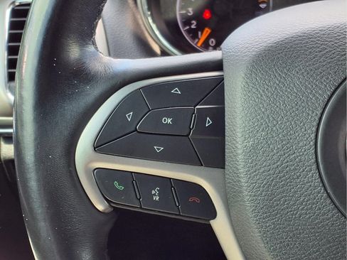 Used 2019 Jeep Grand Cherokee Limited w/ Luxury Group II AWD/4WD image 14