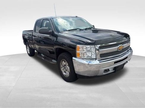 Used 2012 Chevrolet Silverado 1500 LT w/ All-Star Edition AWD/4WD image 3