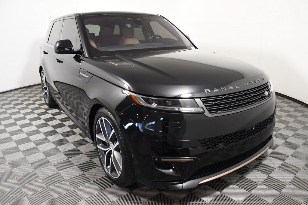 Used 2023 Land Rover Range Rover Sport SE Dynamic AWD/4WD image 9