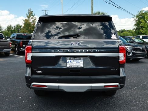 Used 2024 Ford Expedition Max XLT RWD image 7