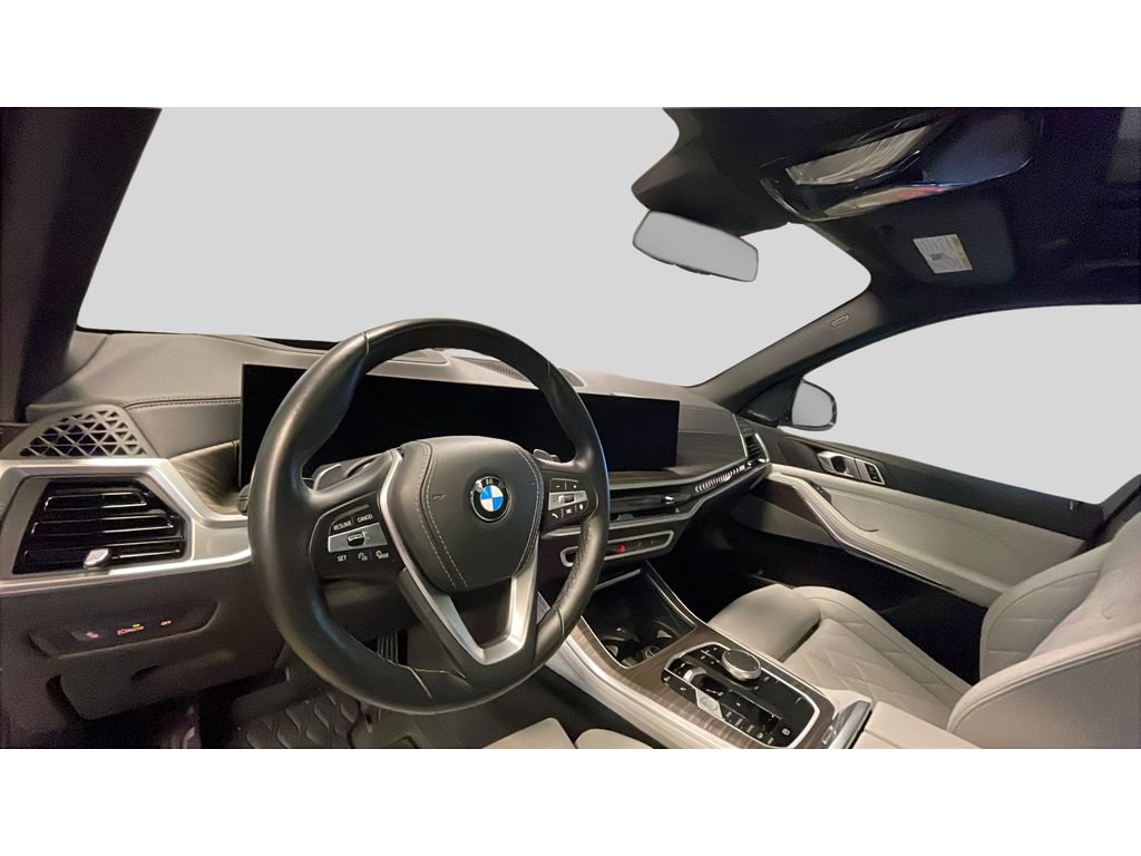 Used 2024 BMW X5 xDrive40i w/ Premium Package AWD/4WD image 11