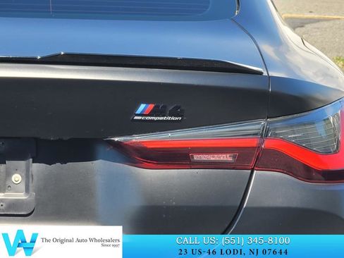 Used 2021 BMW M4 Competition w/ Executive Package image 8