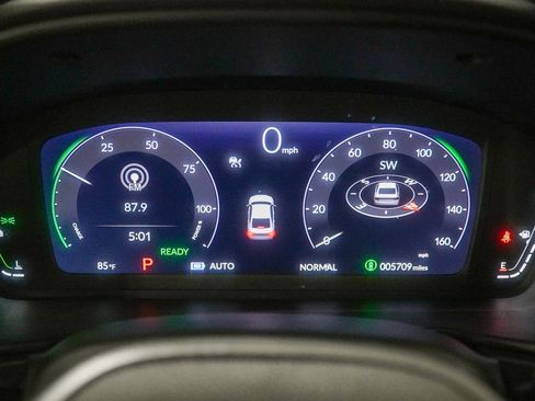 Used 2025 Honda Accord Sport image 41
