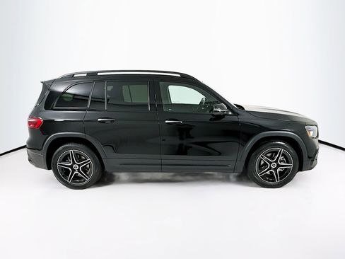 New 2026 Mercedes-Benz GLB 250 image 9
