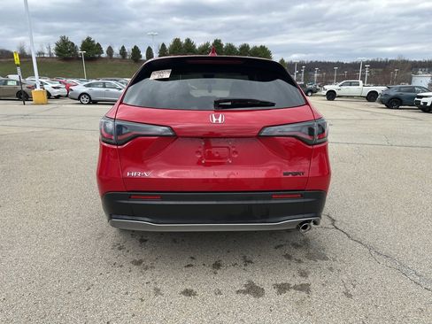 Used 2025 Honda HR-V Sport image 4
