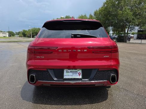 Used 2025 Genesis GV70 2.5T AWD/4WD image 4
