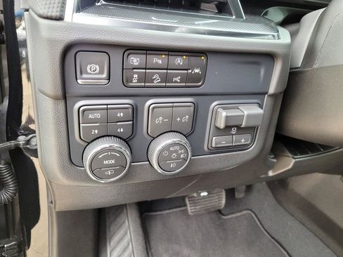 New 2026 Chevrolet Suburban RST w/ Advanced Technology Package image 20