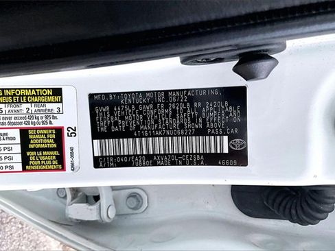 Used 2022 Toyota Camry SE image 19